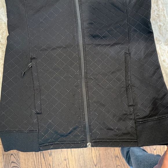 Women’s THE NORTH FACE Pyxis Parka black fleece jacket- Size small - Picture 5 of 8